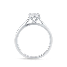 Load image into Gallery viewer, Round cluster diamond ring (&lt;0.5ct)
