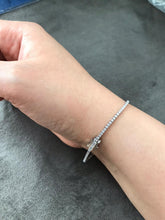 Load image into Gallery viewer, Shop 1.26 carat classic diamond bracelet in white gold at Dira London.com
