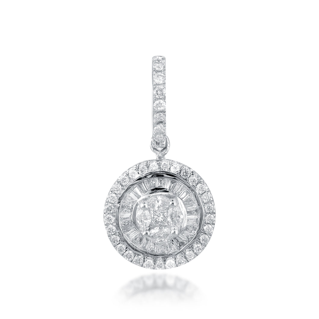 Shimmering round pendant with jacket and loop