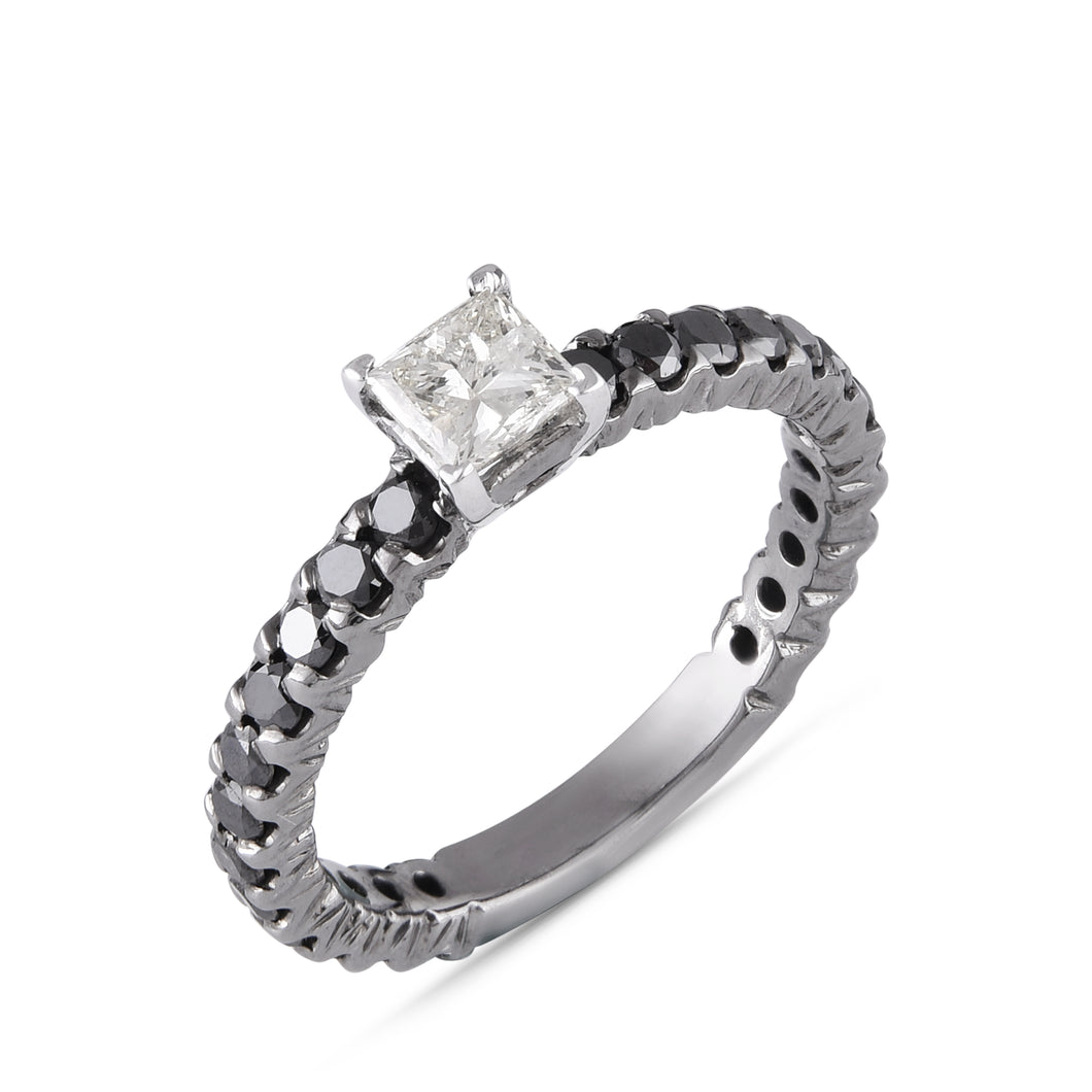 Solitaire diamond ring (0.51 ct)