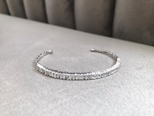 Load image into Gallery viewer, Baguette diamond bracelet
